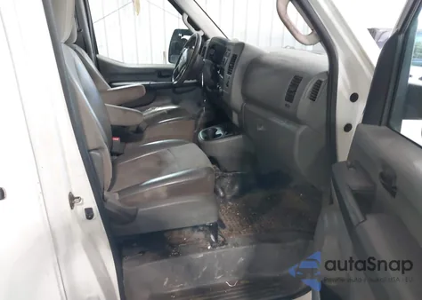 2014 Nissan Nv Cargo Nv2500 Hd S V6 z USA, uszkodzony, nr VIN 1N6BF0LX1EN107128